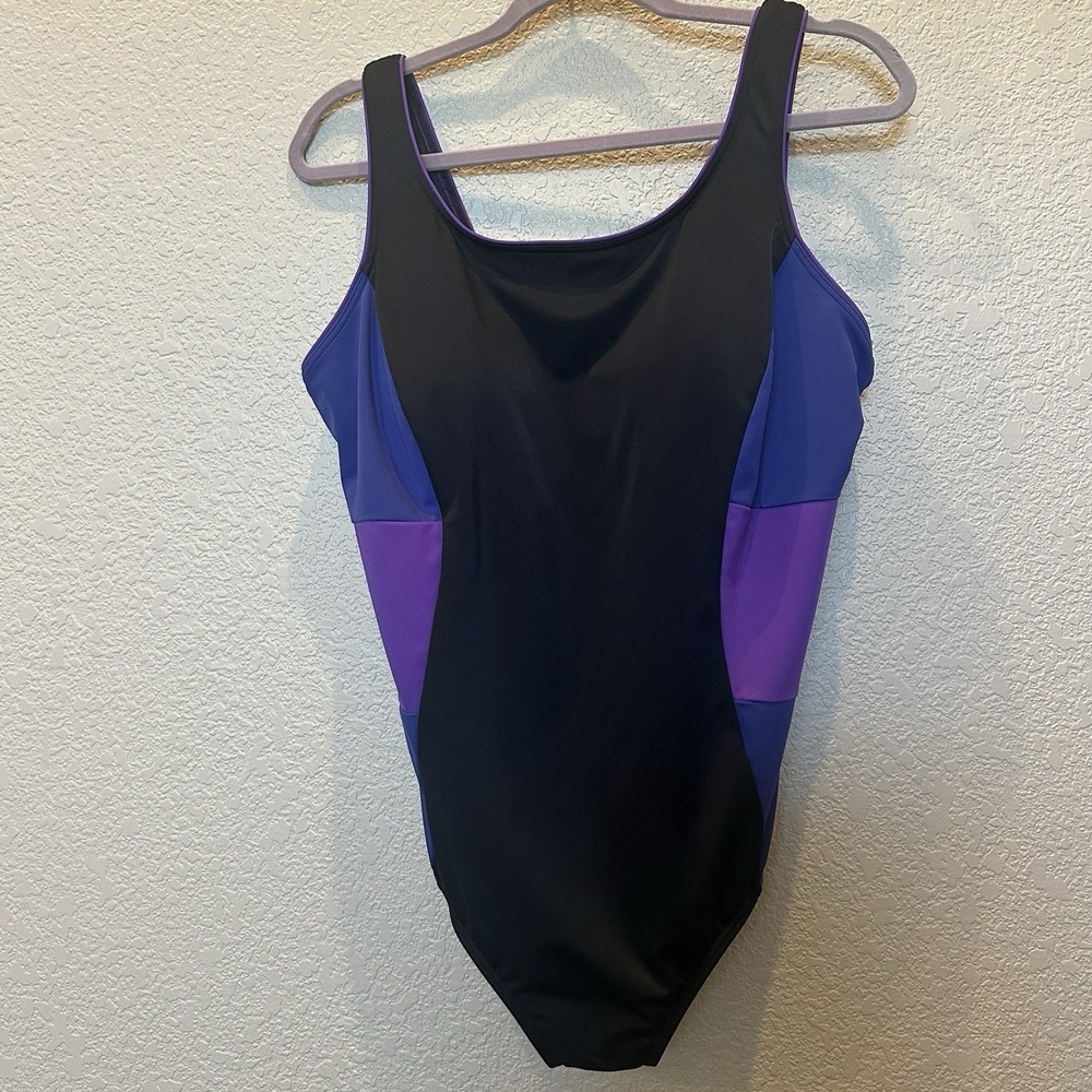 Lands End Women's Scoop Neck Tugless Sporty One Piece Swimsuit 18W